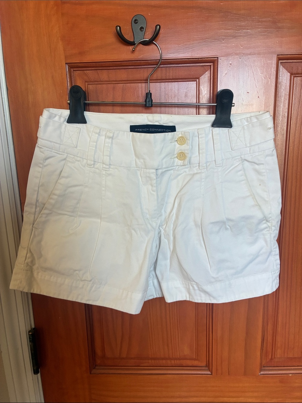 French Connection Cream High-Waist Tailored Shorts size 4